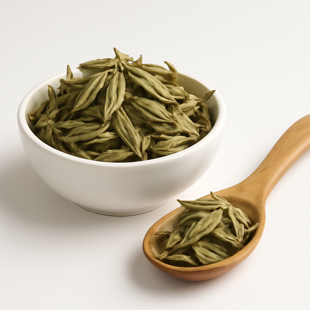 Cardamom (decorticated), whole Organic - whole dried leaves - Nayora Vital